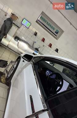 Внедорожник / Кроссовер Tesla Model X 2021 в Киеве