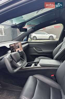 Позашляховик / Кросовер Tesla Model X 2023 в 