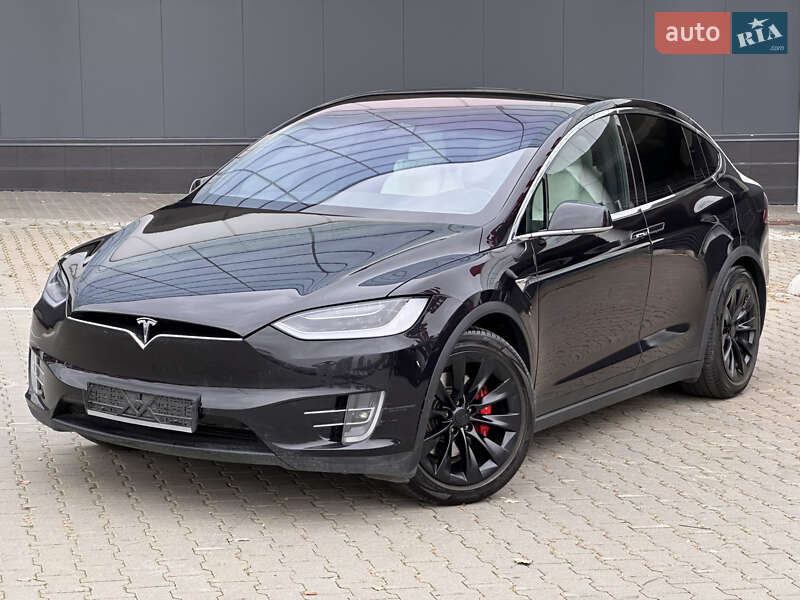 Позашляховик / Кросовер Tesla Model X 2018 в Києві