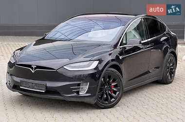 Внедорожник / Кроссовер Tesla Model X 2018 в 