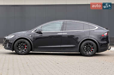 Внедорожник / Кроссовер Tesla Model X 2018 в 