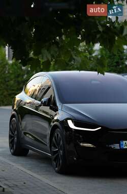 Позашляховик / Кросовер Tesla Model X 2022 в 