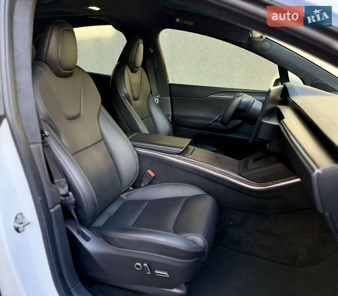 Внедорожник / Кроссовер Tesla Model X 2022 в Харькове