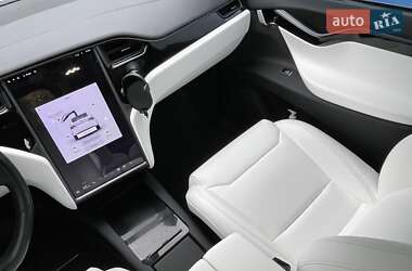 Внедорожник / Кроссовер Tesla Model X 2019 в 