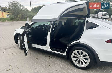 Внедорожник / Кроссовер Tesla Model X 2016 в 