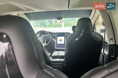 Внедорожник / Кроссовер Tesla Model X 2016 в 