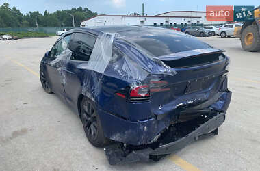 Позашляховик / Кросовер Tesla Model X 2023 в 