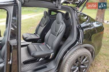 Позашляховик / Кросовер Tesla Model X 2023 в 