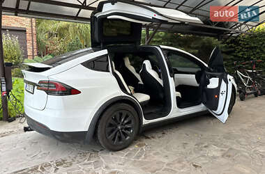 Внедорожник / Кроссовер Tesla Model X 2018 в 