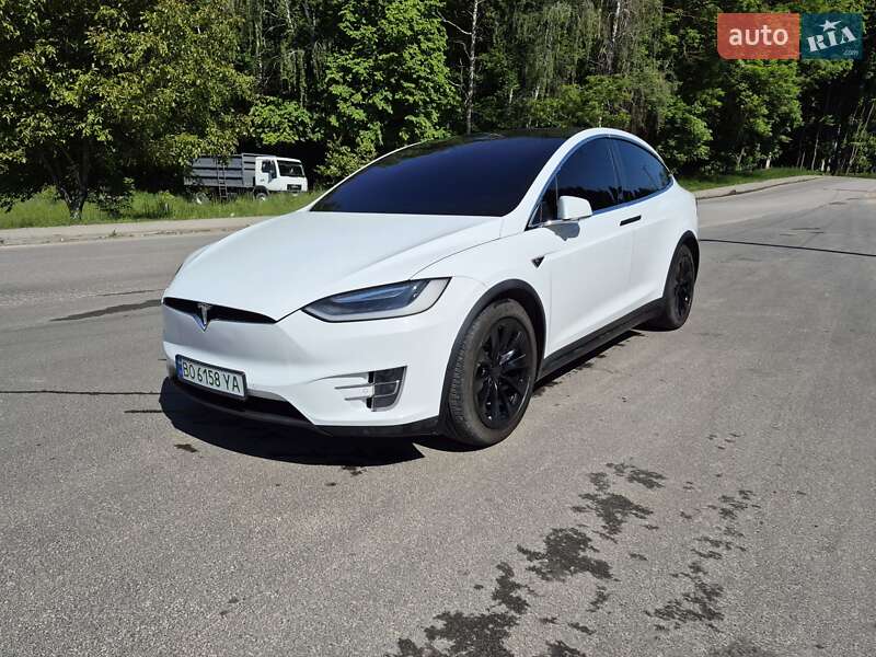 Внедорожник / Кроссовер Tesla Model X 2016 в Тернополе