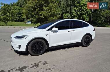 Позашляховик / Кросовер Tesla Model X 2016 в 