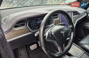 Внедорожник / Кроссовер Tesla Model X 2016 в 
