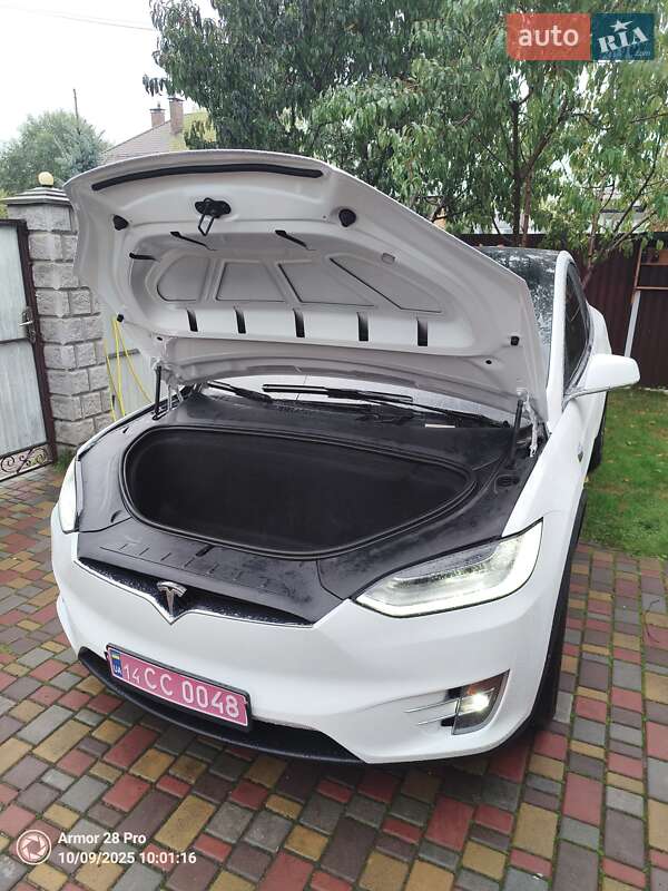Позашляховик / Кросовер Tesla Model X 2020 в Києві фото 7 Позашляховик / Кросовер Tesla Model X 2020 в Києві