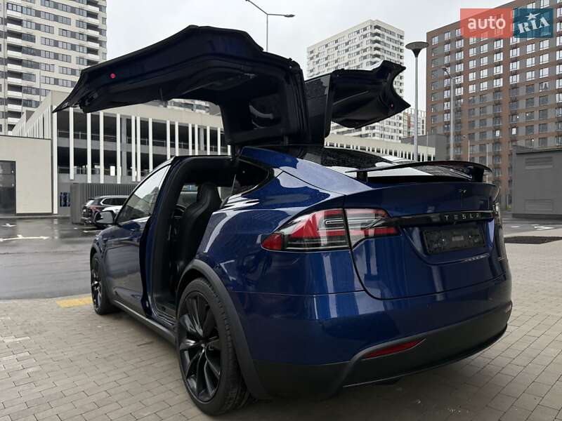 Позашляховик / Кросовер Tesla Model X 2019 в Києві
