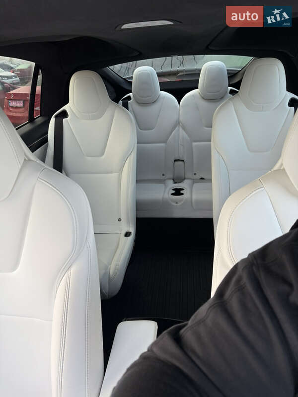 Внедорожник / Кроссовер Tesla Model X 2018 в Львове