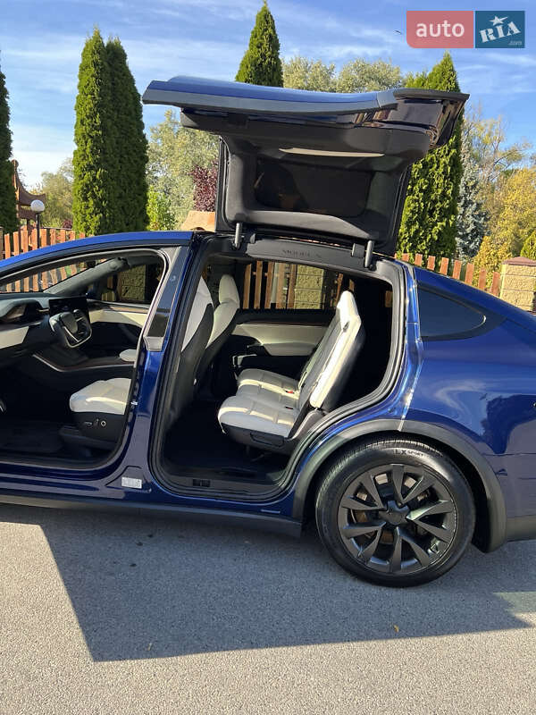 Внедорожник / Кроссовер Tesla Model X 2022 в Днепре фото 7 Внедорожник / Кроссовер Tesla Model X 2022 в Днепре
