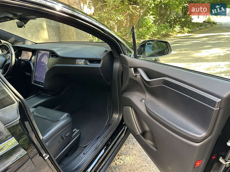 Внедорожник / Кроссовер Tesla Model X 2020 в Одессе