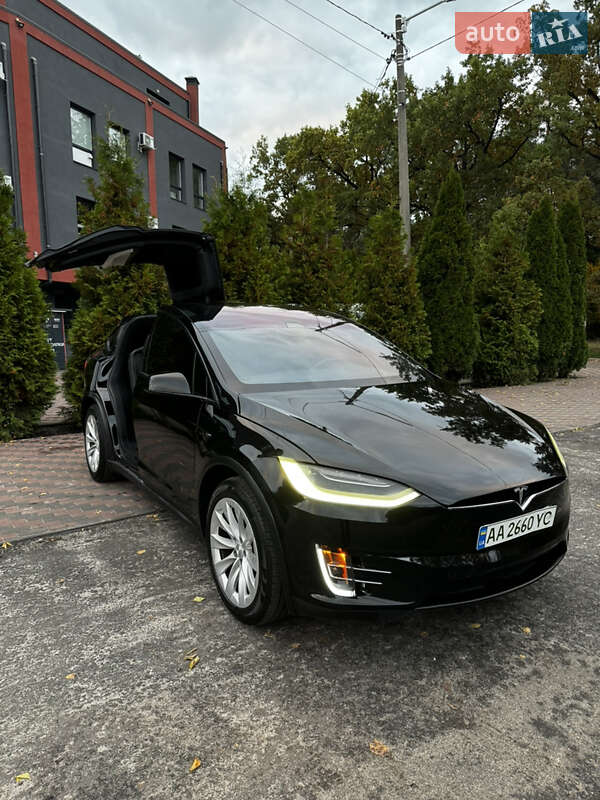 Позашляховик / Кросовер Tesla Model X 2020 в Києві фото 5 Позашляховик / Кросовер Tesla Model X 2020 в Києві