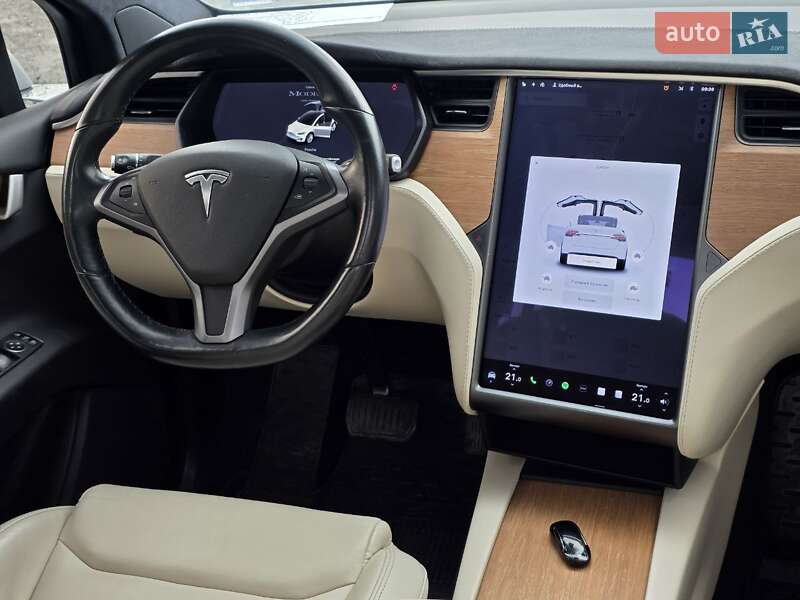 Внедорожник / Кроссовер Tesla Model X 2020 в Тернополе фото 7 Внедорожник / Кроссовер Tesla Model X 2020 в Тернополе