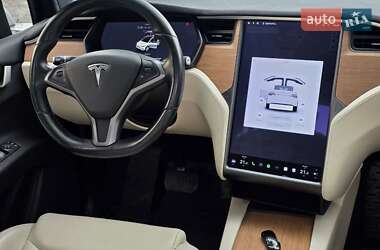 Позашляховик / Кросовер Tesla Model X 2020 в  фото 7 Позашляховик / Кросовер Tesla Model X 2020 в