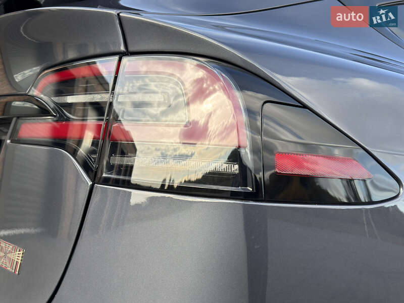 Позашляховик / Кросовер Tesla Model X 2022 в Чернівцях фото 58 Позашляховик / Кросовер Tesla Model X 2022 в Чернівцях
