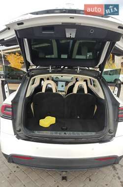 Внедорожник / Кроссовер Tesla Model X 2015 в Львове