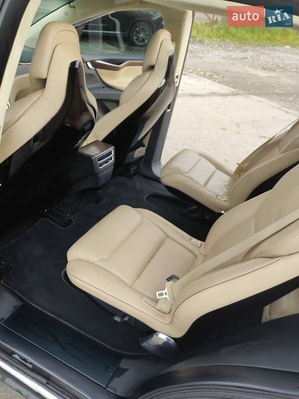 Внедорожник / Кроссовер Tesla Model X 2015 в Львове фото 24 Внедорожник / Кроссовер Tesla Model X 2015 в Львове
