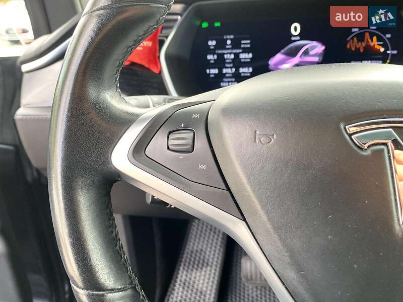 Внедорожник / Кроссовер Tesla Model X 2018 в Виннице