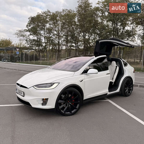 Внедорожник / Кроссовер Tesla Model X 2017 в Днепре