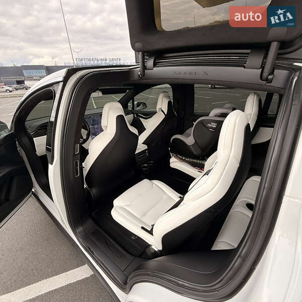 Внедорожник / Кроссовер Tesla Model X 2017 в Днепре