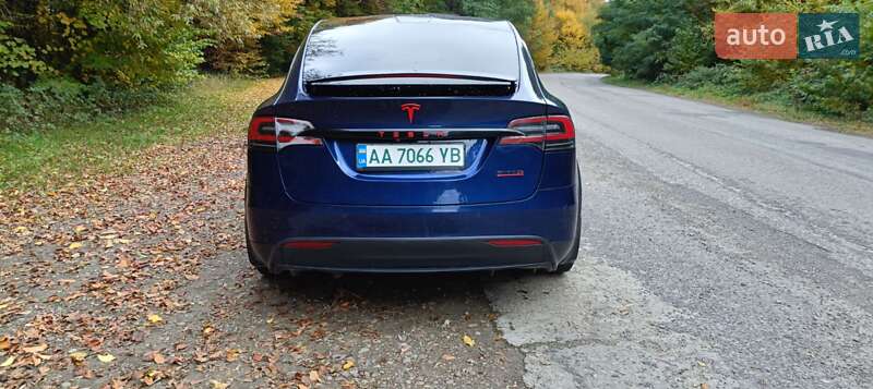 Внедорожник / Кроссовер Tesla Model X 2016 в Галиче