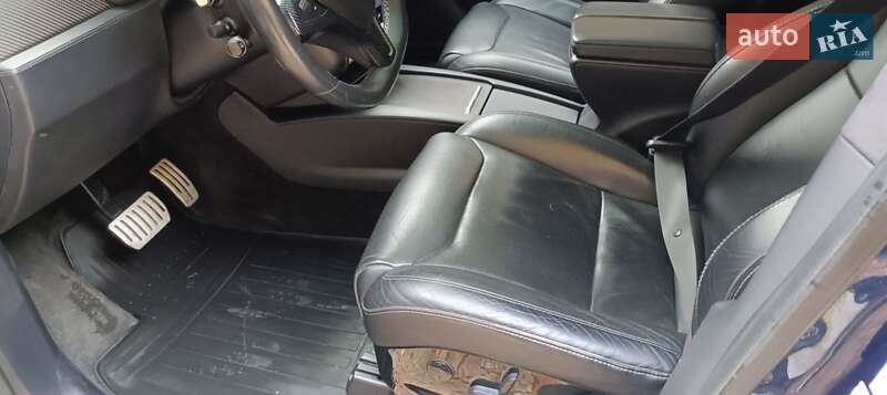 Внедорожник / Кроссовер Tesla Model X 2016 в Галиче