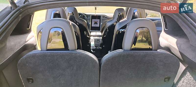 Внедорожник / Кроссовер Tesla Model X 2016 в Галиче