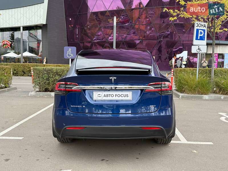 Внедорожник / Кроссовер Tesla Model X 2017 в Киеве