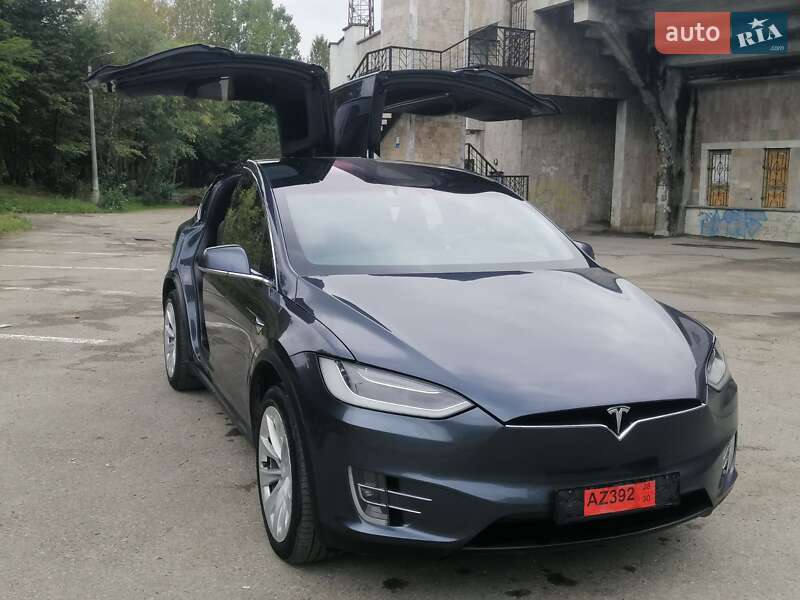 Внедорожник / Кроссовер Tesla Model X 2017 в Ивано-Франковске
