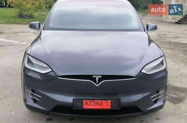 Позашляховик / Кросовер Tesla Model X 2017 в 