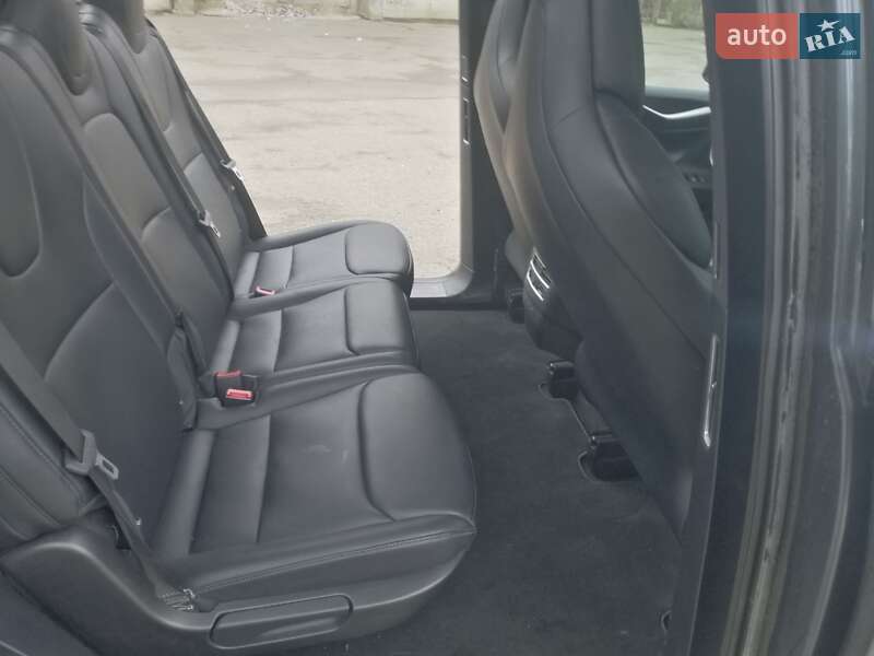 Внедорожник / Кроссовер Tesla Model X 2017 в Ивано-Франковске