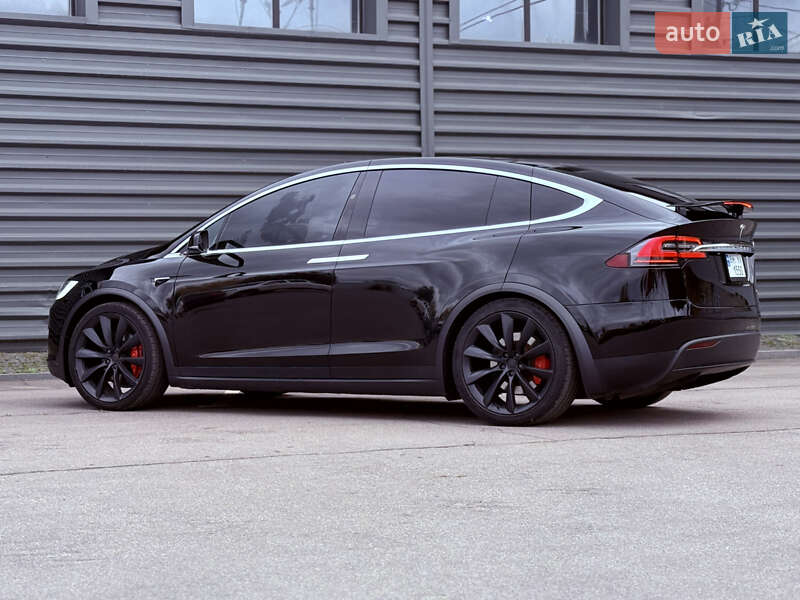 Внедорожник / Кроссовер Tesla Model X 2020 в Сумах