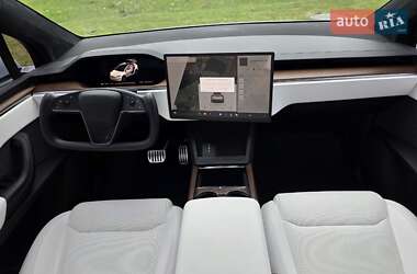 Внедорожник / Кроссовер Tesla Model X 2023 в 
