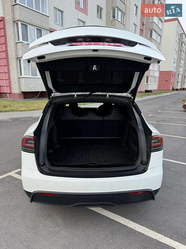 Позашляховик / Кросовер Tesla Model X 2023 в Вінниці