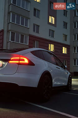 Внедорожник / Кроссовер Tesla Model X 2023 в 