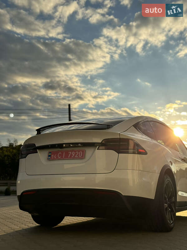 Позашляховик / Кросовер Tesla Model X 2023 в Вінниці