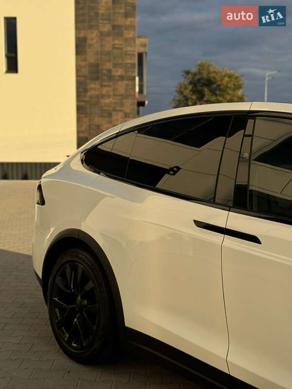 Позашляховик / Кросовер Tesla Model X 2023 в Вінниці