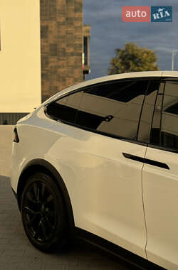 Внедорожник / Кроссовер Tesla Model X 2023 в 