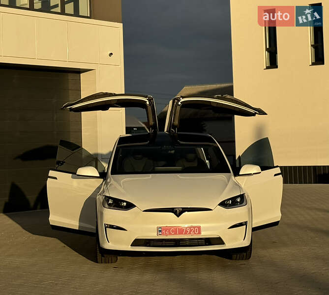 Позашляховик / Кросовер Tesla Model X 2023 в Вінниці
