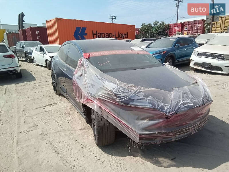 Внедорожник / Кроссовер Tesla Model X 2017 в Одессе