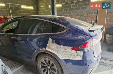 Внедорожник / Кроссовер Tesla Model X 2018 в 