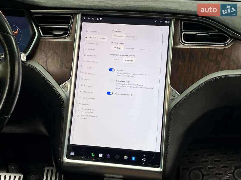 Позашляховик / Кросовер Tesla Model X 2016 в Києві