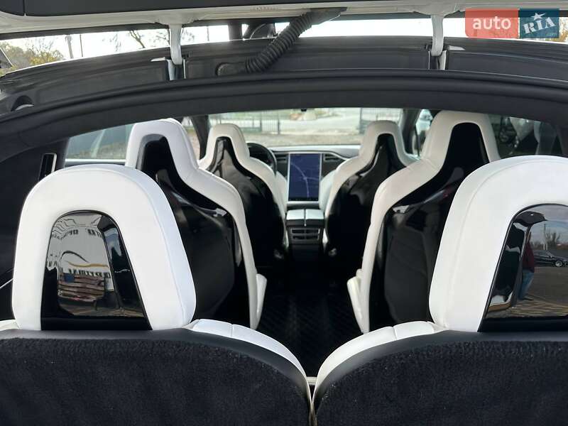 Внедорожник / Кроссовер Tesla Model X 2016 в Львове фото 23 Внедорожник / Кроссовер Tesla Model X 2016 в Львове