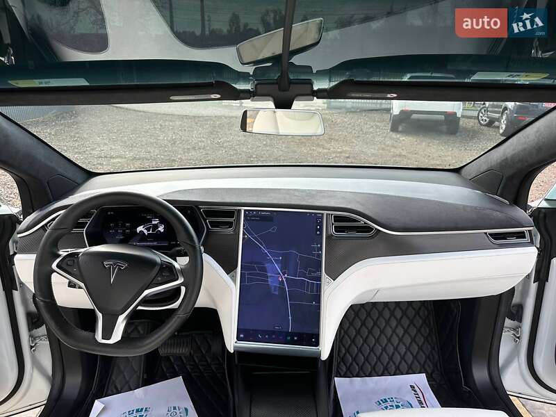 Внедорожник / Кроссовер Tesla Model X 2016 в Львове фото 28 Внедорожник / Кроссовер Tesla Model X 2016 в Львове